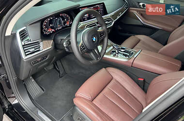 Позашляховик / Кросовер BMW X7 2019 в 