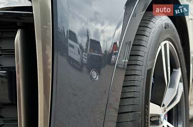 Позашляховик / Кросовер BMW X7 2020 в 