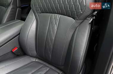 Позашляховик / Кросовер BMW X7 2020 в 