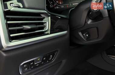 Позашляховик / Кросовер BMW X7 2020 в 