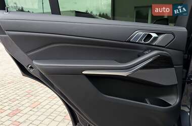 Позашляховик / Кросовер BMW X7 2020 в 