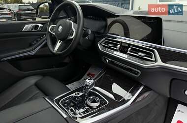 Позашляховик / Кросовер BMW X7 2020 в 