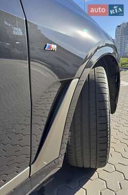 Внедорожник / Кроссовер BMW X7 2022 в 
