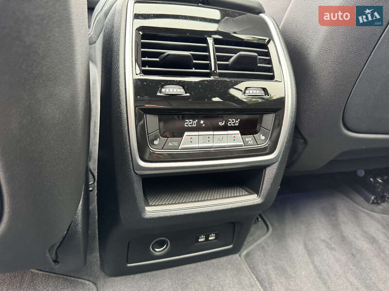 Позашляховик / Кросовер BMW X7 2022 в Хмельницькому