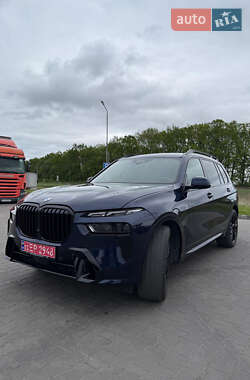 Внедорожник / Кроссовер BMW X7 2023 в 