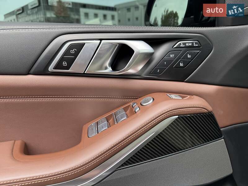 Внедорожник / Кроссовер BMW X7 2023 в Днепре