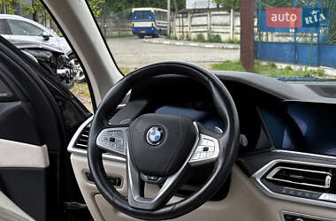 Внедорожник / Кроссовер BMW X7 2020 в 