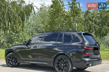 Внедорожник / Кроссовер BMW X7 2024 в 