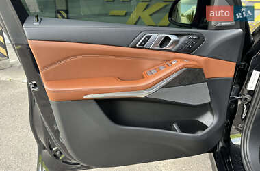 Внедорожник / Кроссовер BMW X7 2024 в 