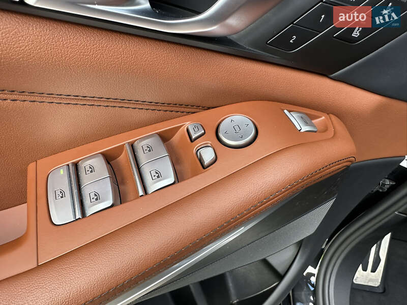 Внедорожник / Кроссовер BMW X7 2024 в Киеве