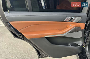 Внедорожник / Кроссовер BMW X7 2024 в 