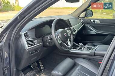 Внедорожник / Кроссовер BMW X7 2022 в 