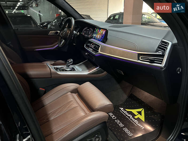 Позашляховик / Кросовер BMW X7 2021 в Києві