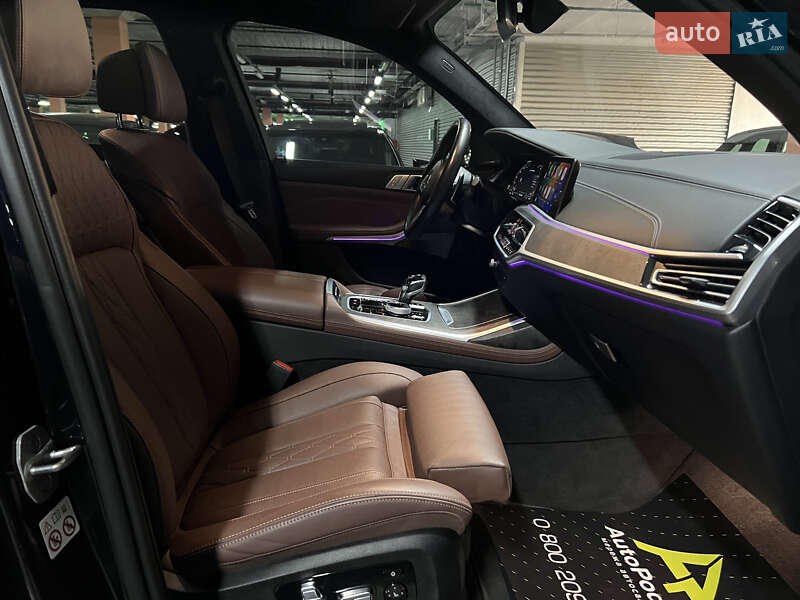 Позашляховик / Кросовер BMW X7 2021 в Києві