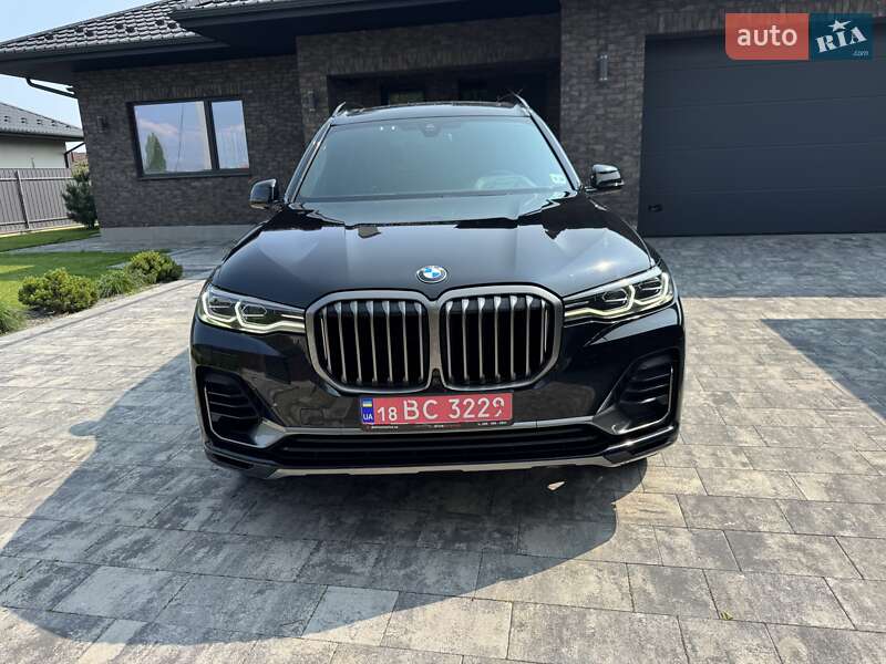 Внедорожник / Кроссовер BMW X7 2019 в Луцке