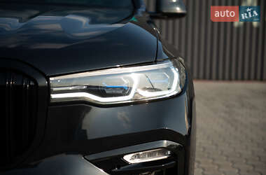 Внедорожник / Кроссовер BMW X7 2019 в 