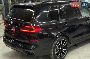 Внедорожник / Кроссовер BMW X7 2023 в 