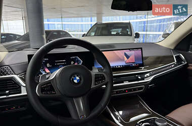 Внедорожник / Кроссовер BMW X7 2023 в 