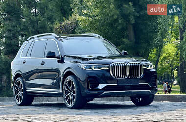 Внедорожник / Кроссовер BMW X7 2019 в 