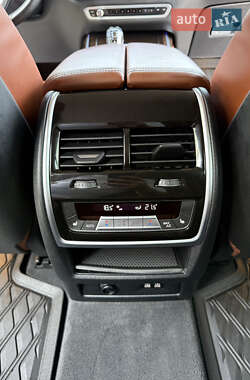 Внедорожник / Кроссовер BMW X7 2019 в 