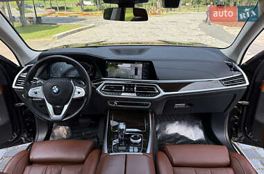 Внедорожник / Кроссовер BMW X7 2019 в 