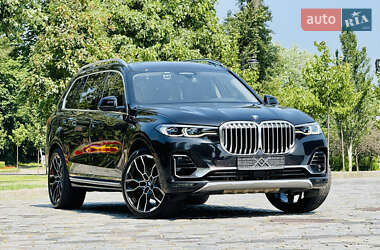 Внедорожник / Кроссовер BMW X7 2019 в 