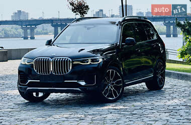 Внедорожник / Кроссовер BMW X7 2019 в 