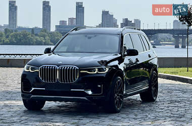 Внедорожник / Кроссовер BMW X7 2019 в 