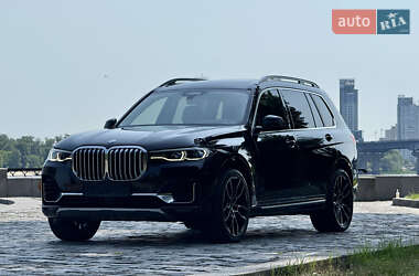 Внедорожник / Кроссовер BMW X7 2019 в 