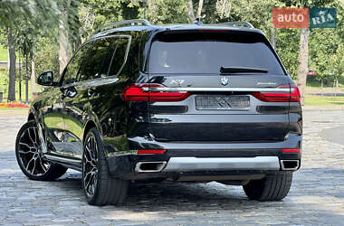 Внедорожник / Кроссовер BMW X7 2019 в 
