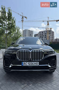 Внедорожник / Кроссовер BMW X7 2019 в 