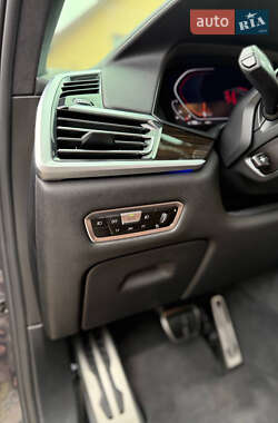 Внедорожник / Кроссовер BMW X7 2021 в 