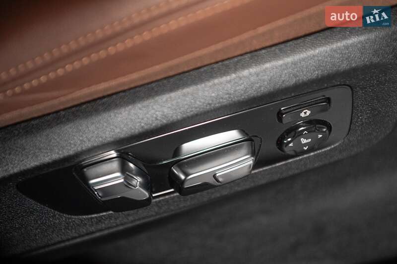 Позашляховик / Кросовер BMW X7 2023 в Одесі