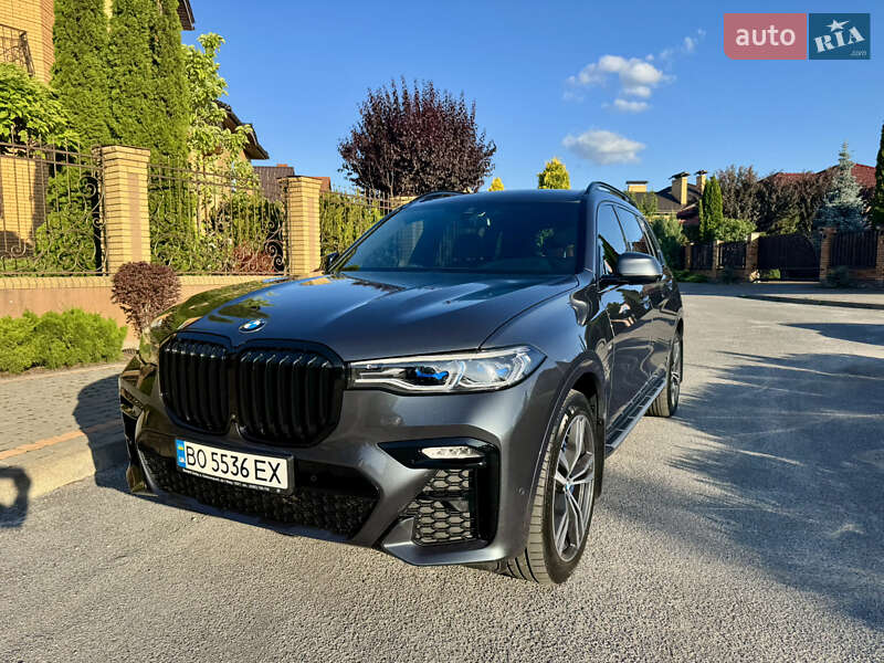 BMW X7 2021