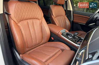 Позашляховик / Кросовер BMW X7 2019 в 