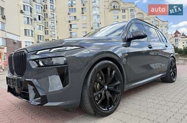 Внедорожник / Кроссовер BMW X7 2023 в Киеве