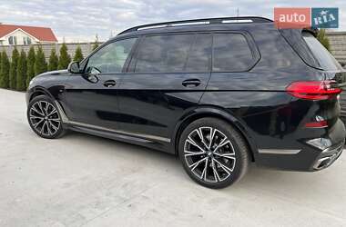 Внедорожник / Кроссовер BMW X7 2020 в Киеве