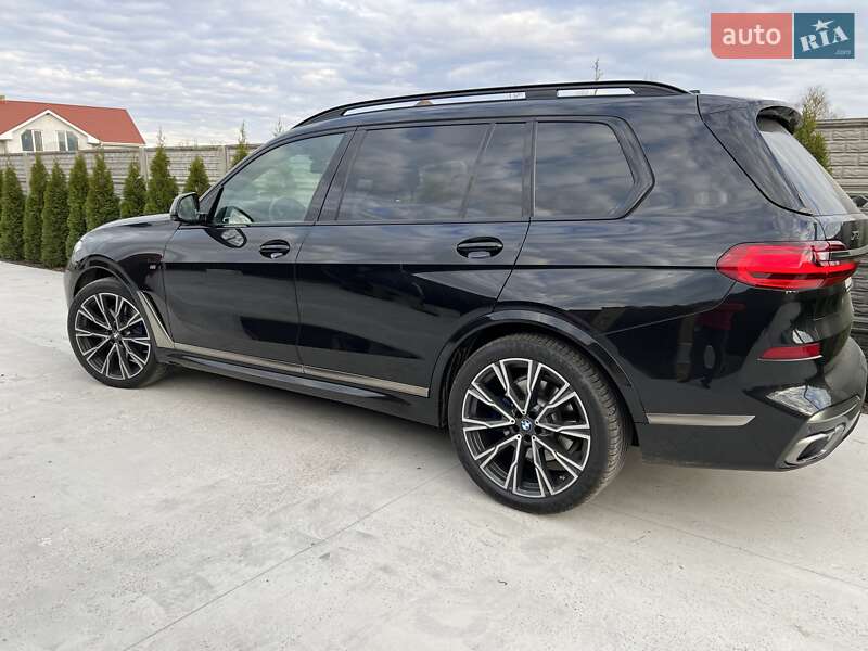 BMW X7 2020