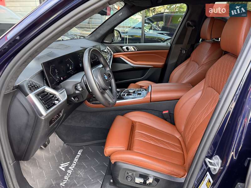 Внедорожник / Кроссовер BMW X7 2022 в Одессе