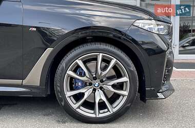 Внедорожник / Кроссовер BMW X7 2022 в 