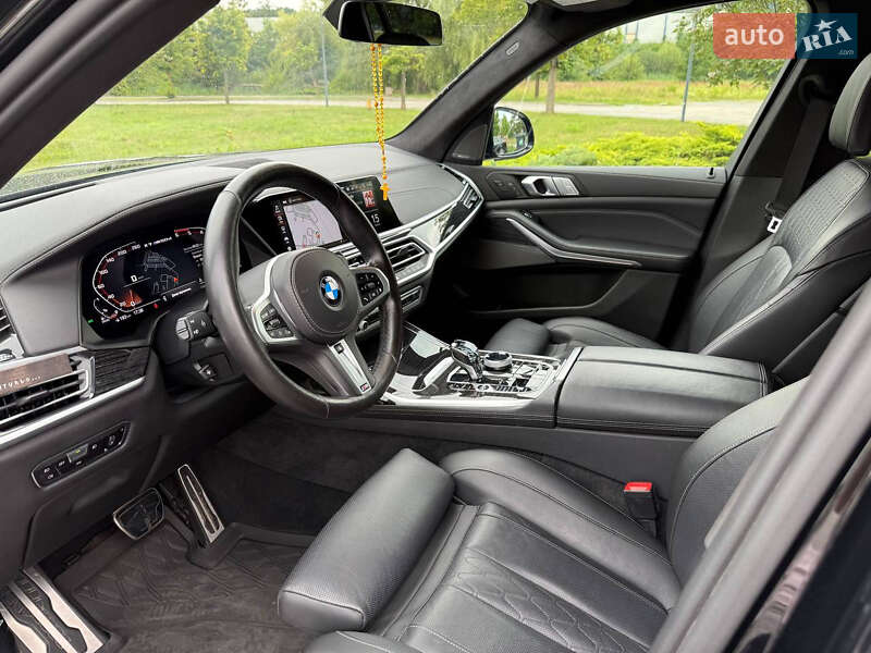 Внедорожник / Кроссовер BMW X7 2021 в Житомире