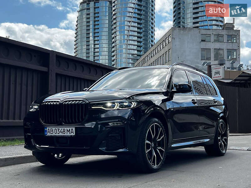Внедорожник / Кроссовер BMW X7 2022 в Киеве