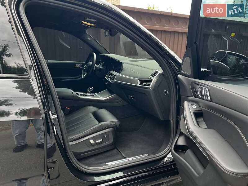Внедорожник / Кроссовер BMW X7 2022 в Киеве
