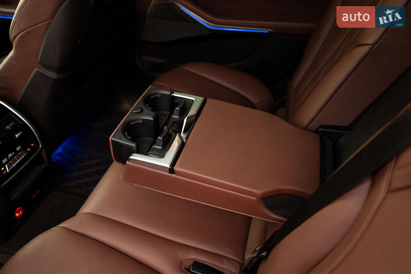 Внедорожник / Кроссовер BMW X7 2019 в Хмельницком