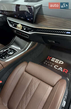 Внедорожник / Кроссовер BMW X7 2024 в 