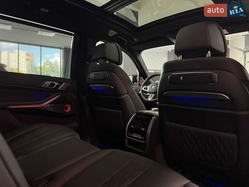 Внедорожник / Кроссовер BMW X7 2025 в Тернополе
