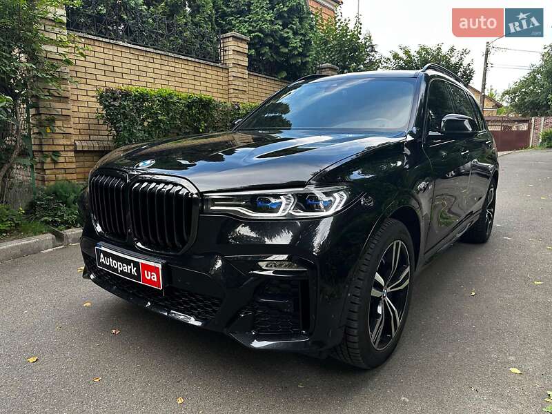 BMW X7 2021
