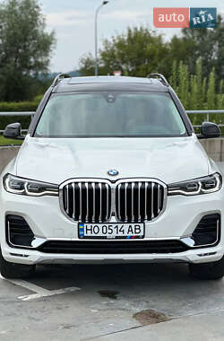 Позашляховик / Кросовер BMW X7 2019 в 