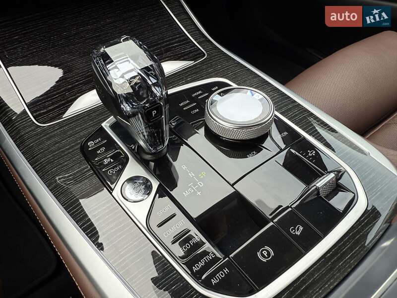 Внедорожник / Кроссовер BMW X7 2022 в Киеве