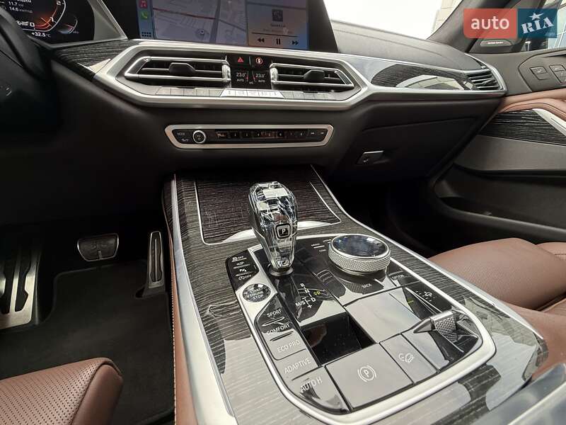 Внедорожник / Кроссовер BMW X7 2022 в Киеве